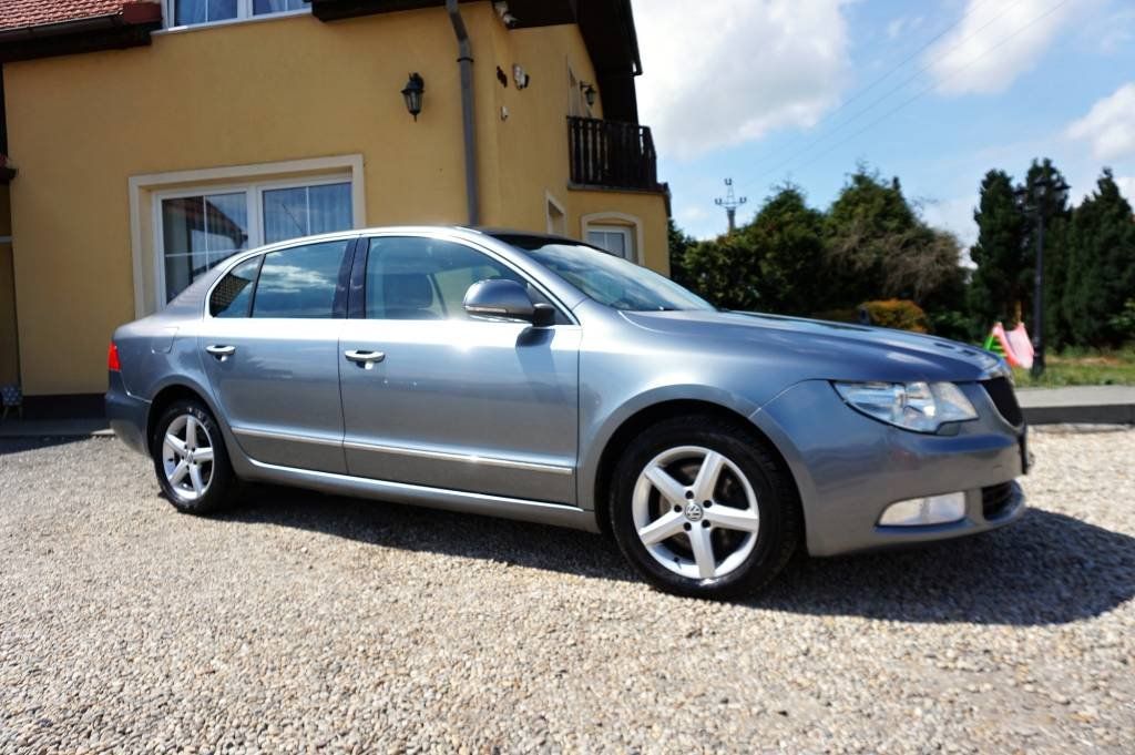 Škoda Superb, ELEGANCE 2,0 TDI 125 kW - fotka 2