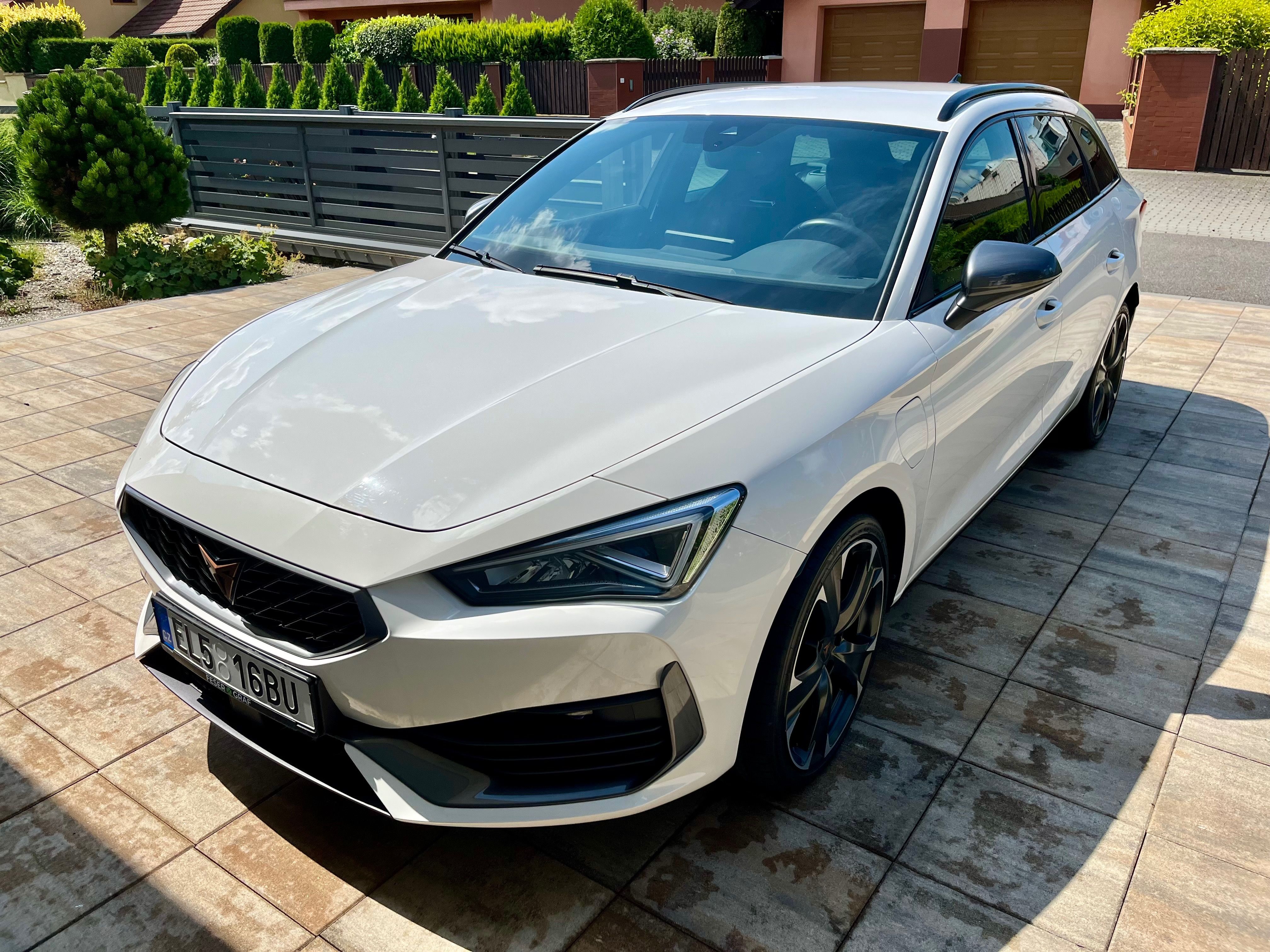 Cupra Leon, Cupra Leon 1,4 e-Hybrid 180 KW