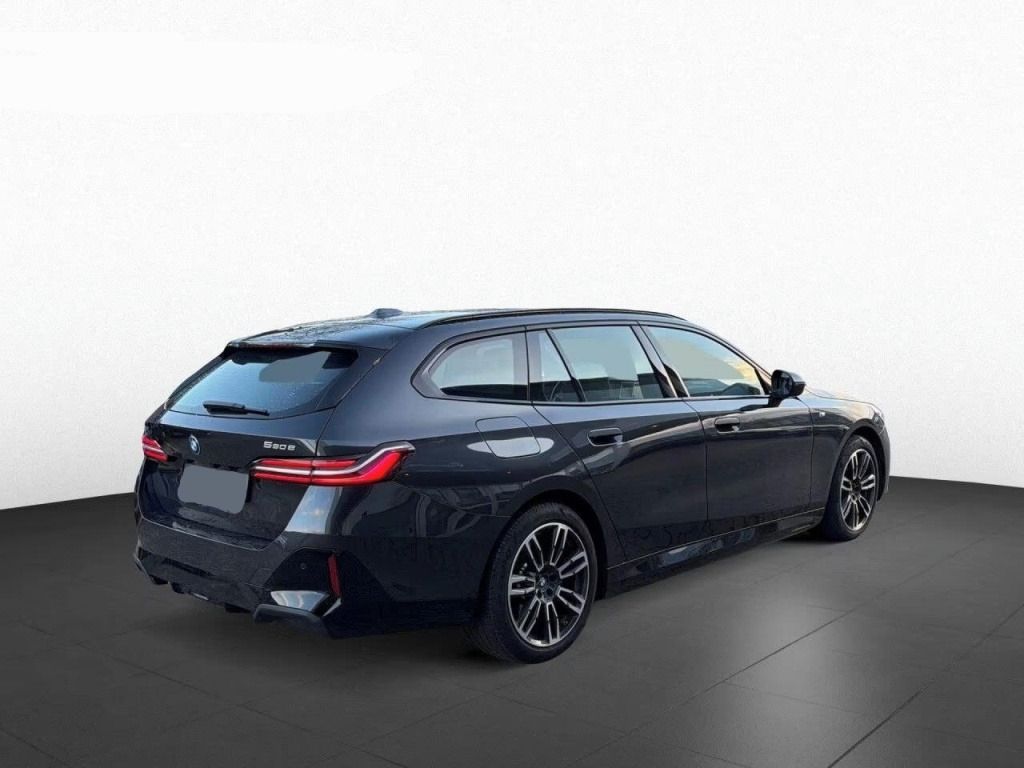 BMW Řada 5, 550 e xDrive T M Sport*360°* - fotka 2