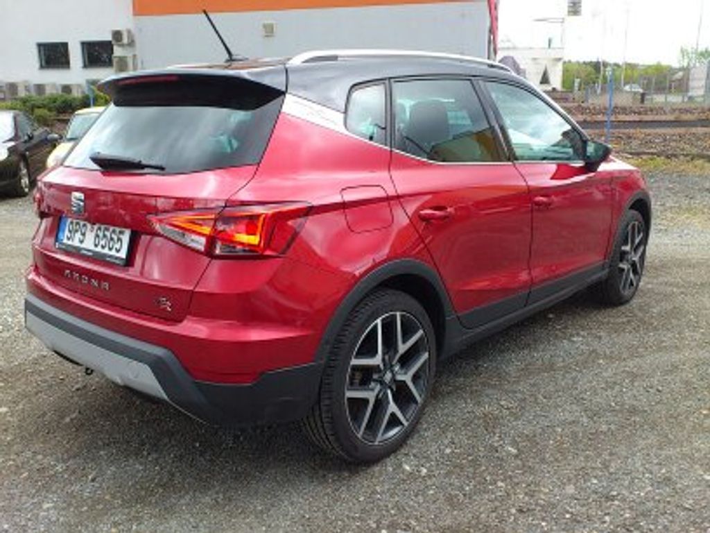 Seat Arona, 1.0 TSI 85 kw 6 kvalt - fotka 4