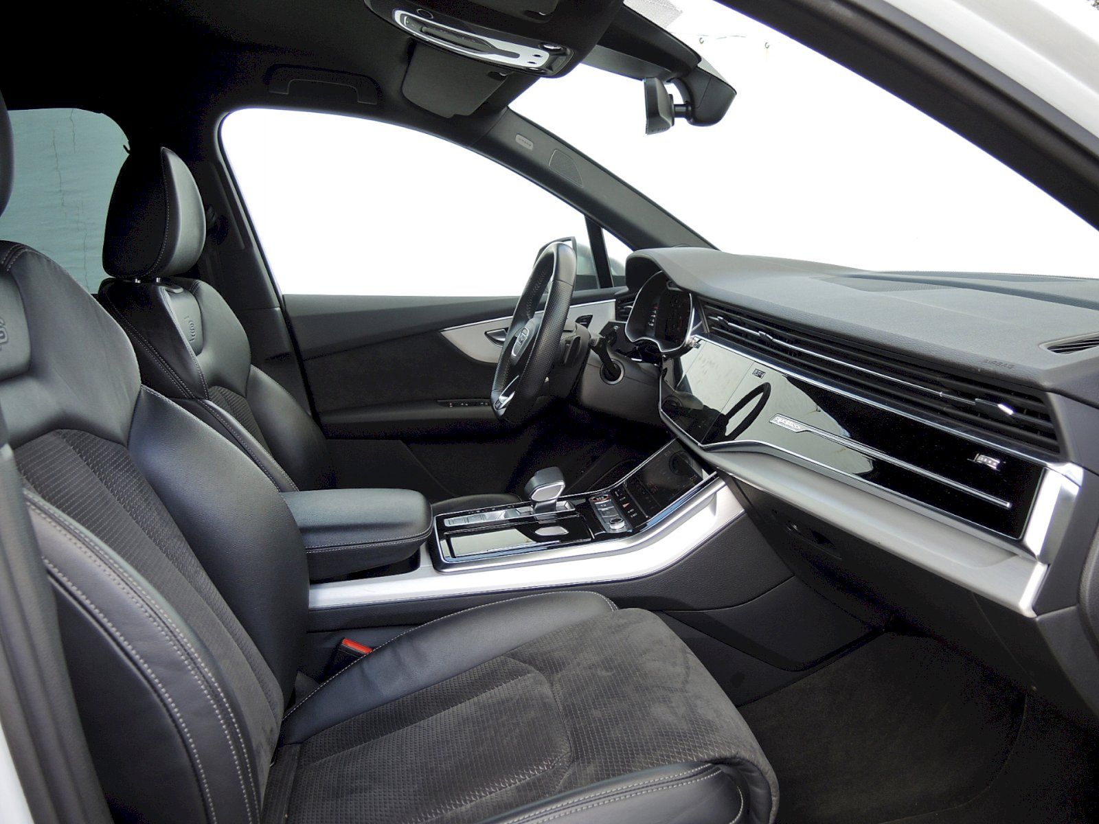 Audi SQ7, 4.0TDI Quattro Tiptronic - fotka 6