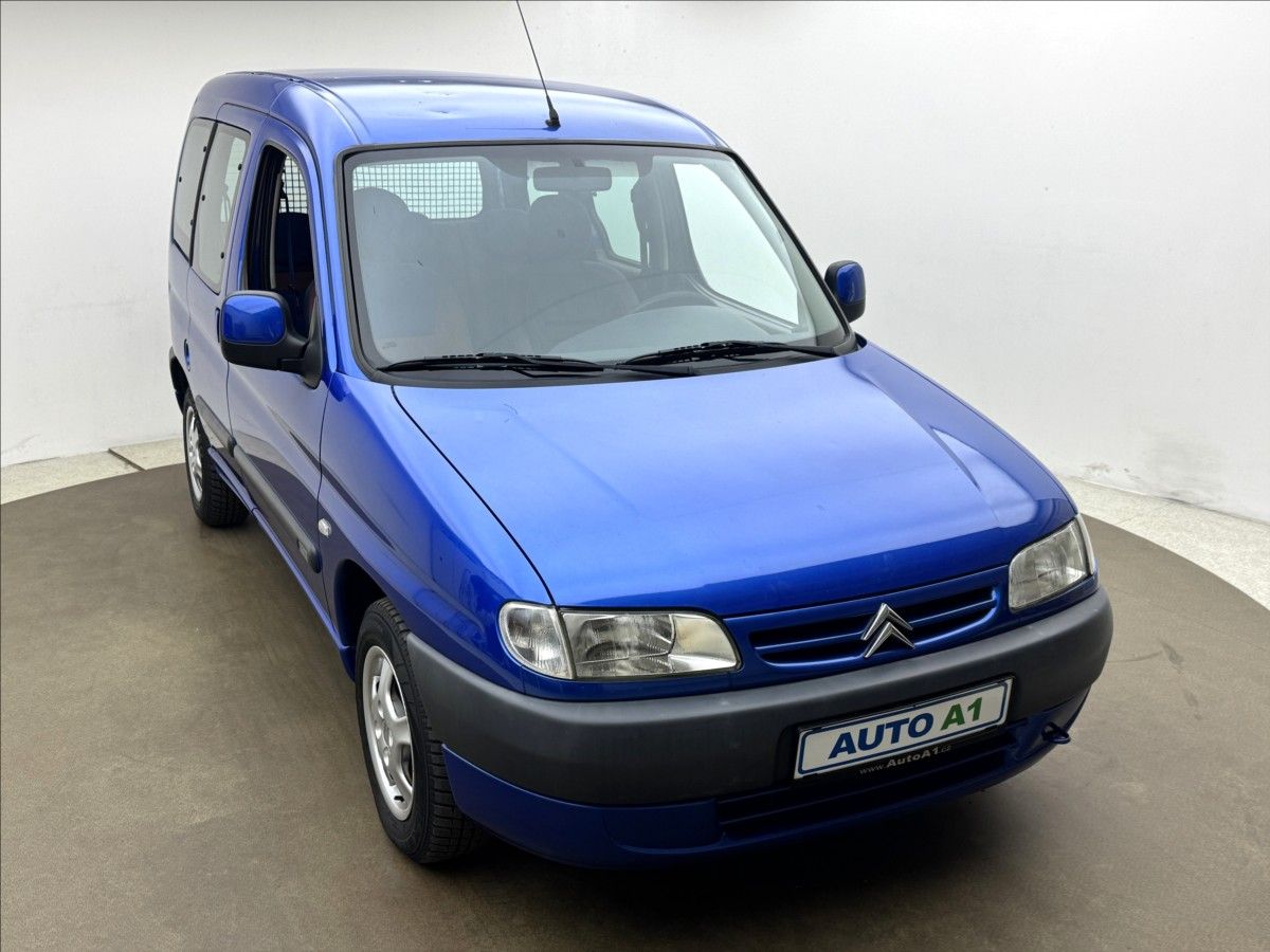 Citroën Berlingo, 1,6 i 80kW SERVIS TAŽNÉ KLIMA - fotka 3