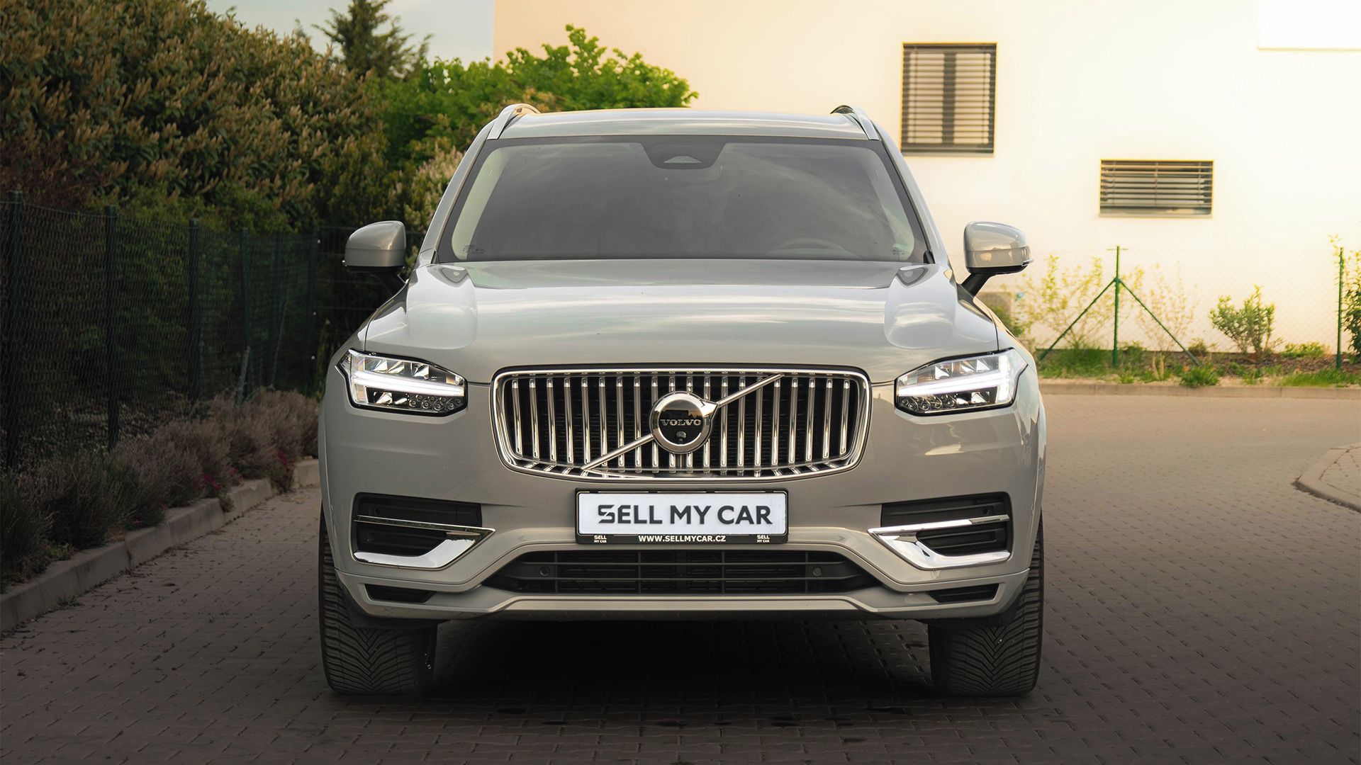 Volvo XC90, B5 2,0/173kW AWD ČR DPH 7.Míst - fotka 2