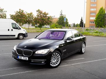 BMW 740d xDrive (F01 LCI)