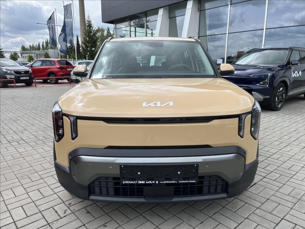 Kia EV2, 4P 4x2 AIR 108 KW + 42,2 KWH - fotka 2