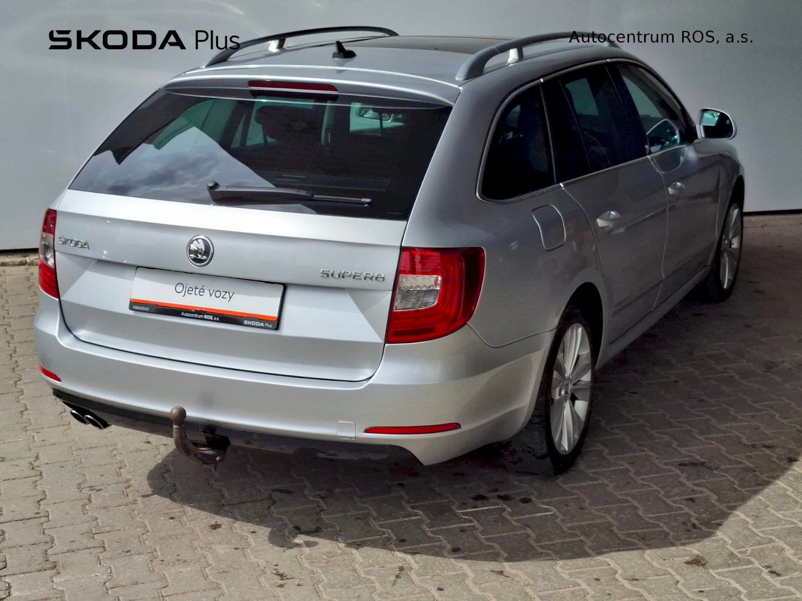 Škoda Superb, combi  ELEGANCE L4 103/2,0 DSG - fotka 2