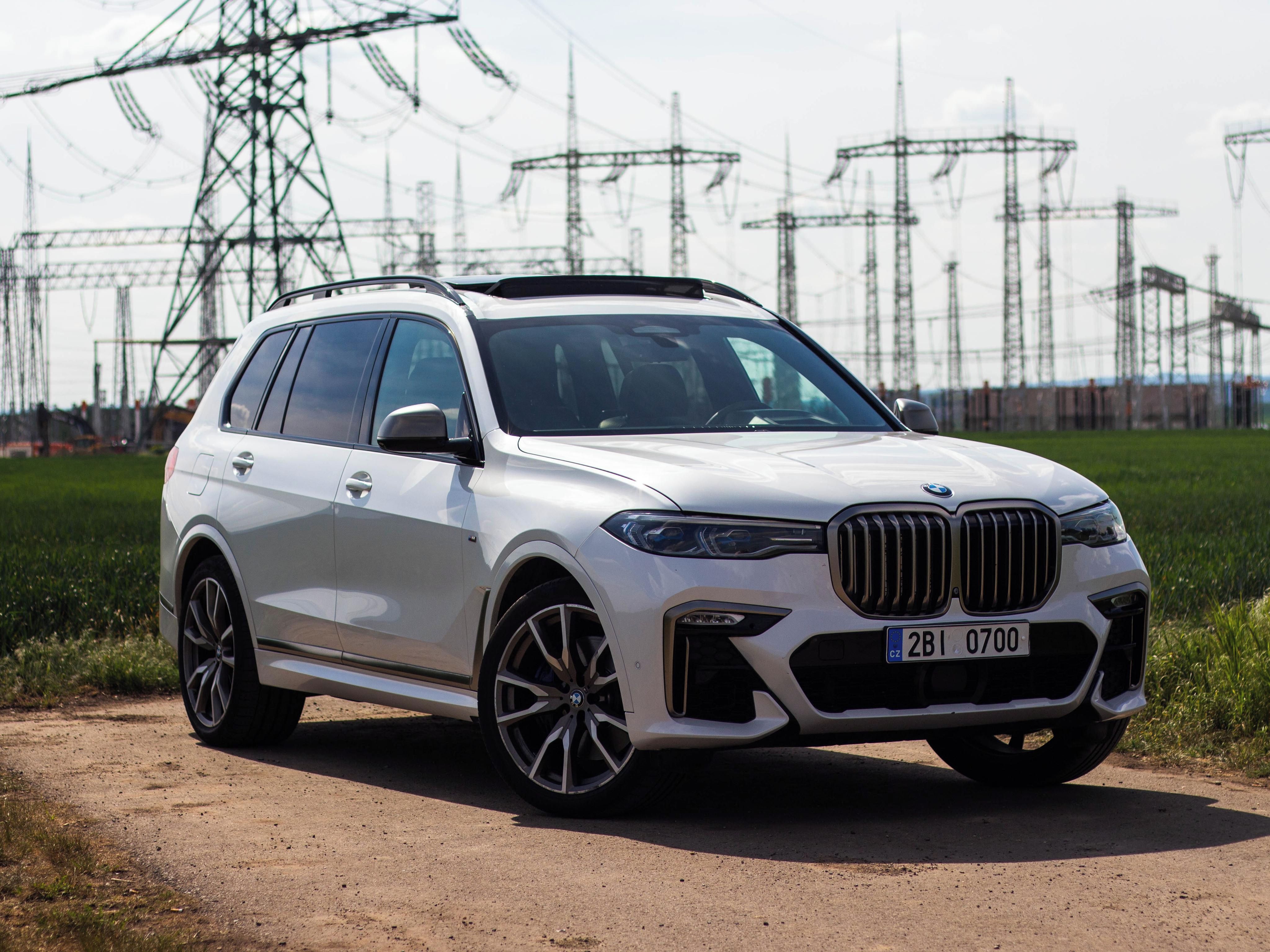 BMW X7 - fotka 2