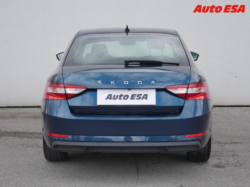 Škoda Superb, 1.5 TSi - fotka 5