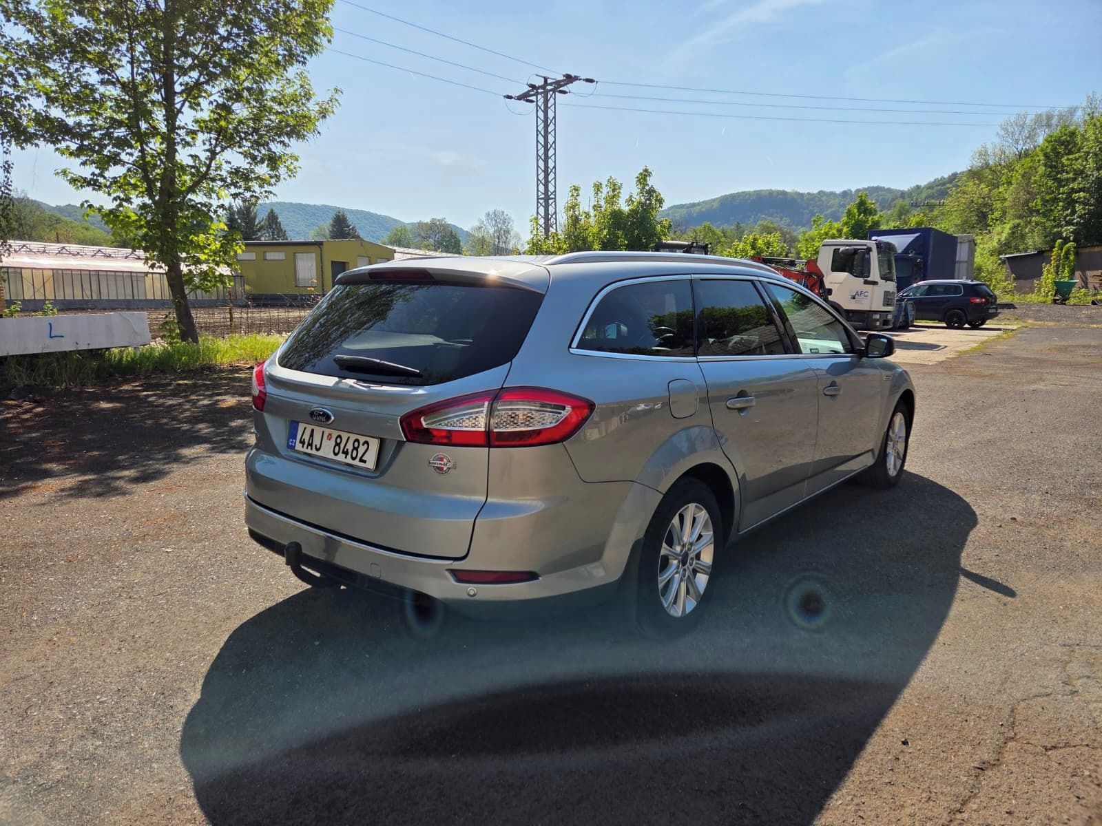 Ford Mondeo, 2.0 TDCi 103kW - fotka 5