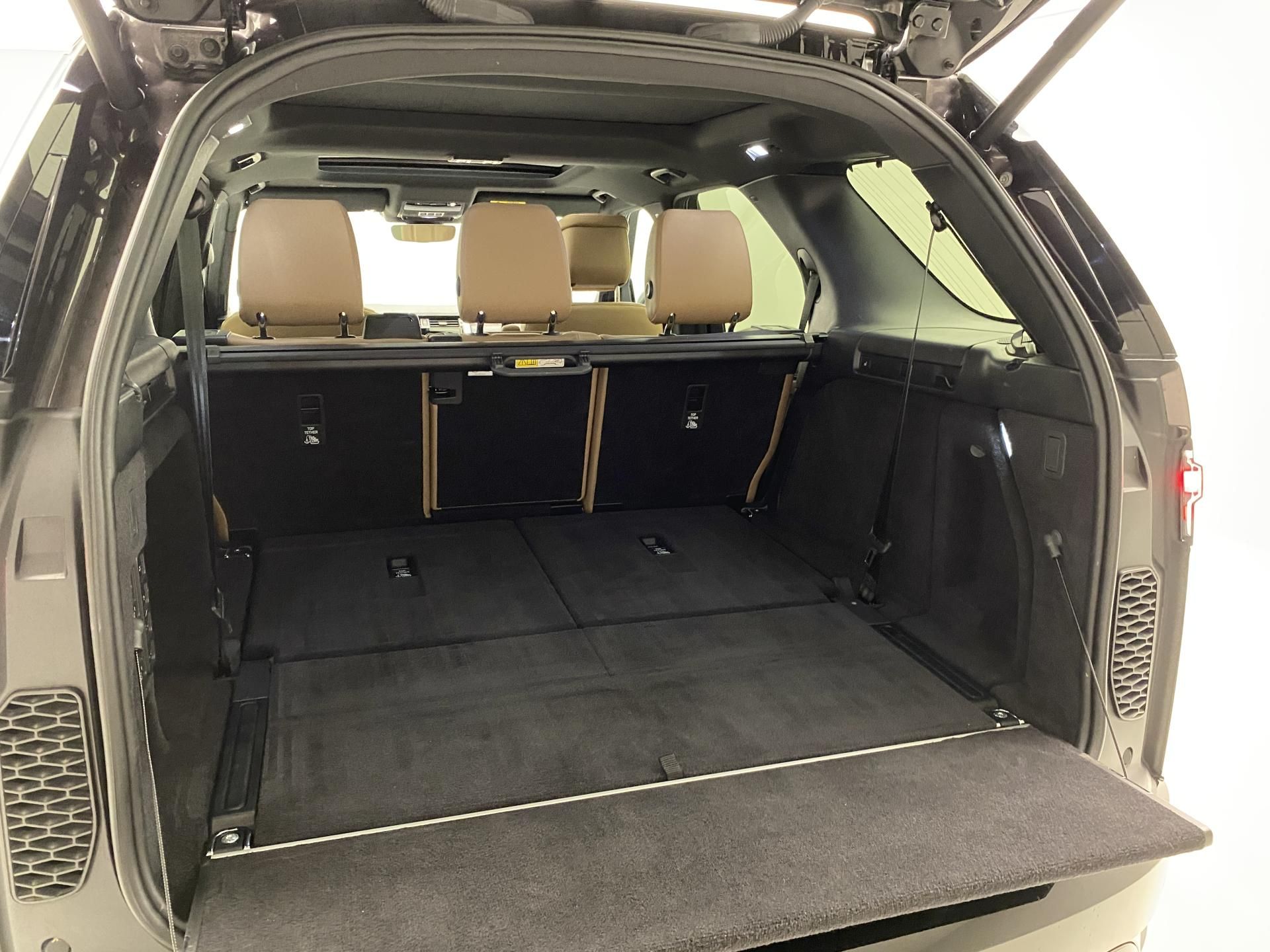 Land Rover Discovery, D350 DYNAMIC HSE AWD AUT - fotka 6