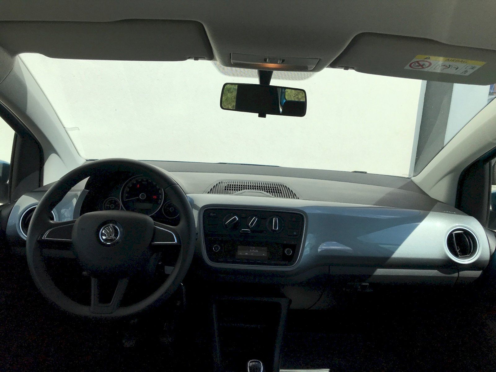 Škoda Citigo, 1.0 MPI / 44 kW / 5MP / Elegan - fotka 5