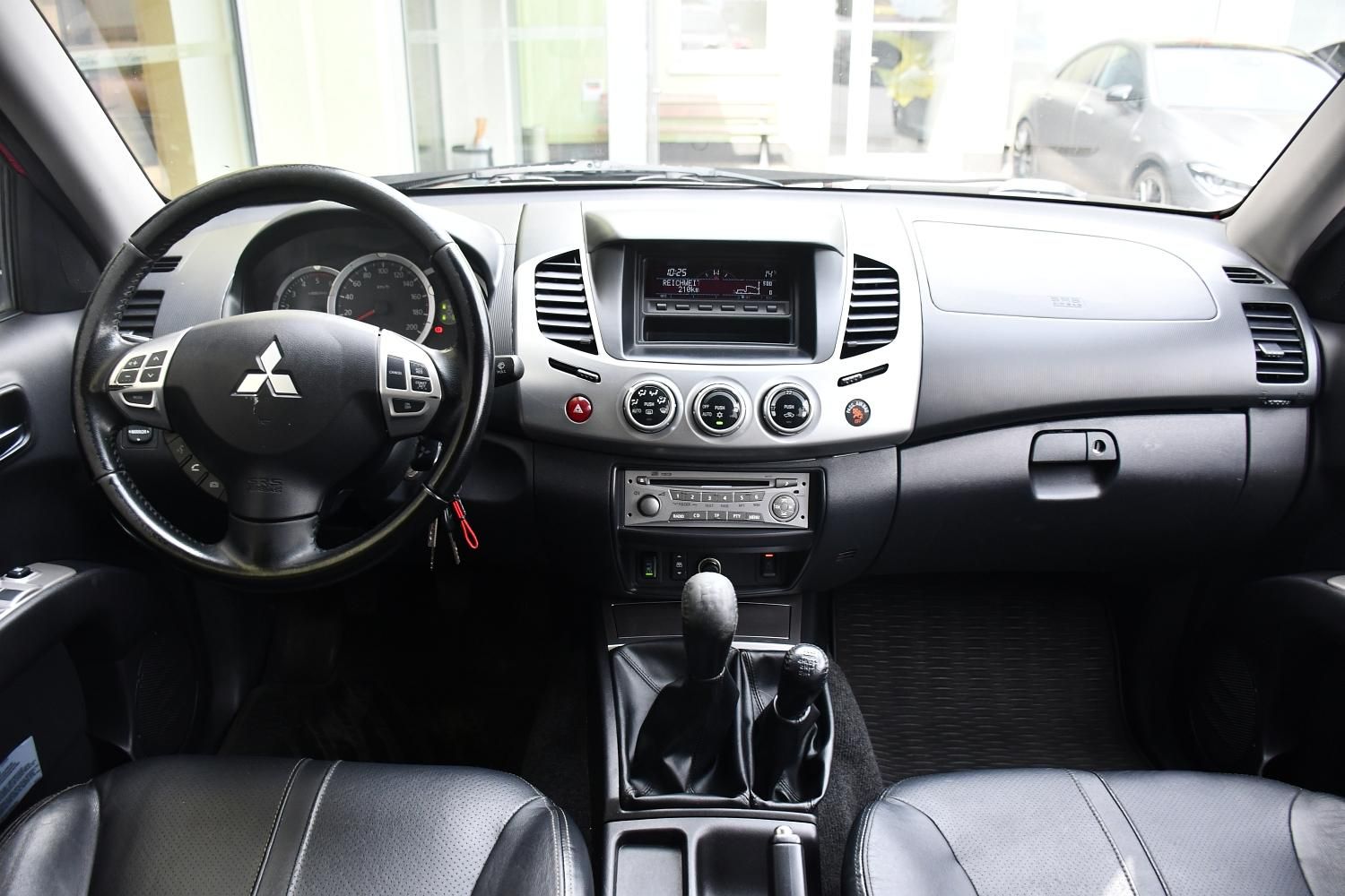 Mitsubishi L200, DK DI-D 2,5HP TOP EDITION - fotka 5