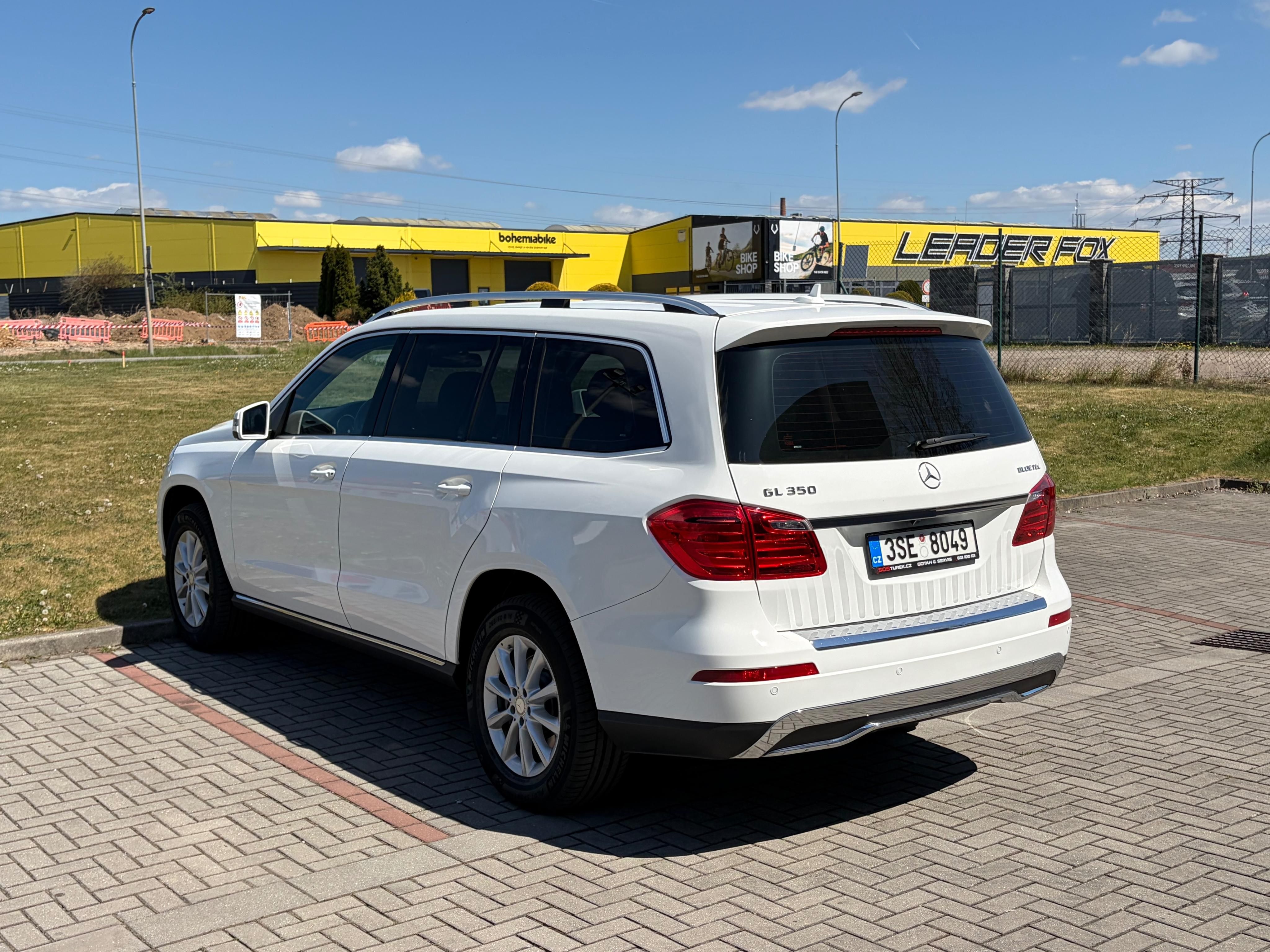 Mercedes-Benz GL, 350 BLUETEC 4MATIC - fotka 3