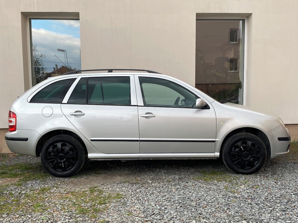 Škoda Fabia, 1.4 16v 74kW, bez koroze pěkná - fotka 6
