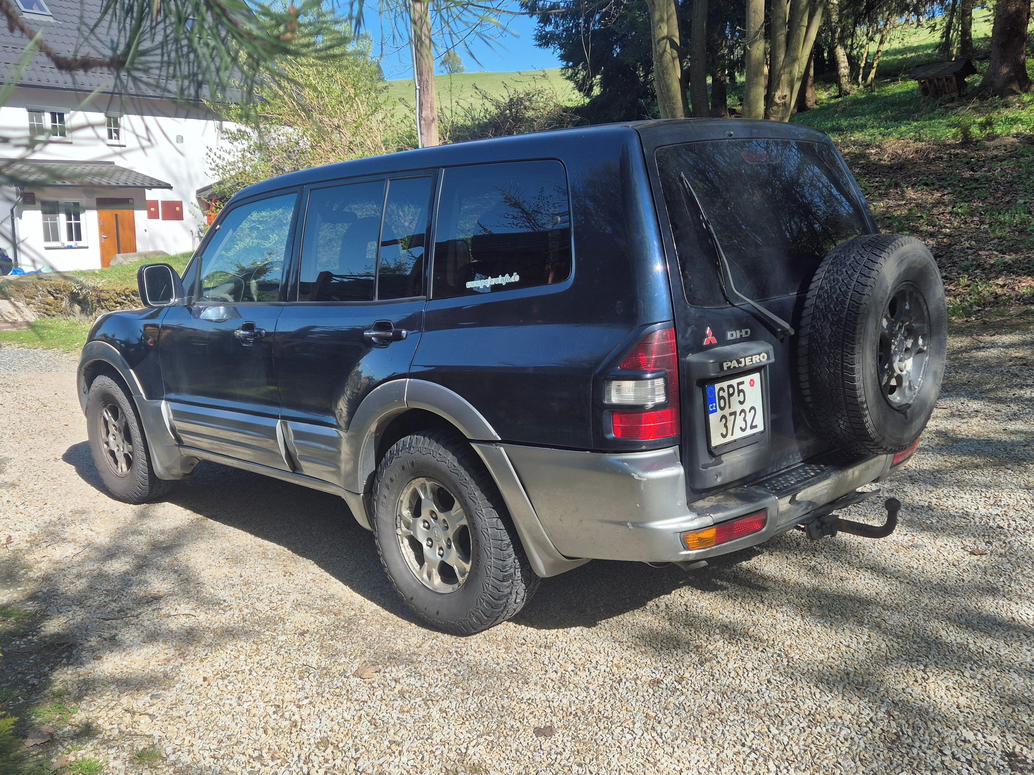 Mitsubishi Pajero, Mitsubishi Pajero 3.2l  DID4x4 - fotka 5