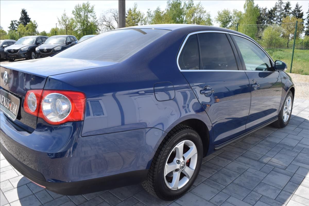 Volkswagen Jetta, 1,9 TDI 77KW NOVÁ STK ALU - fotka 5