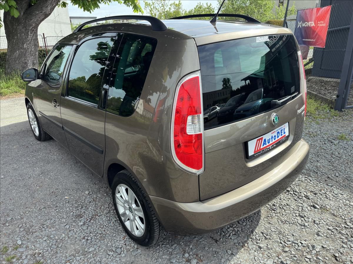 Škoda Roomster, 1,2 TSi  Vyhřev,Senzory,ALU - fotka 3