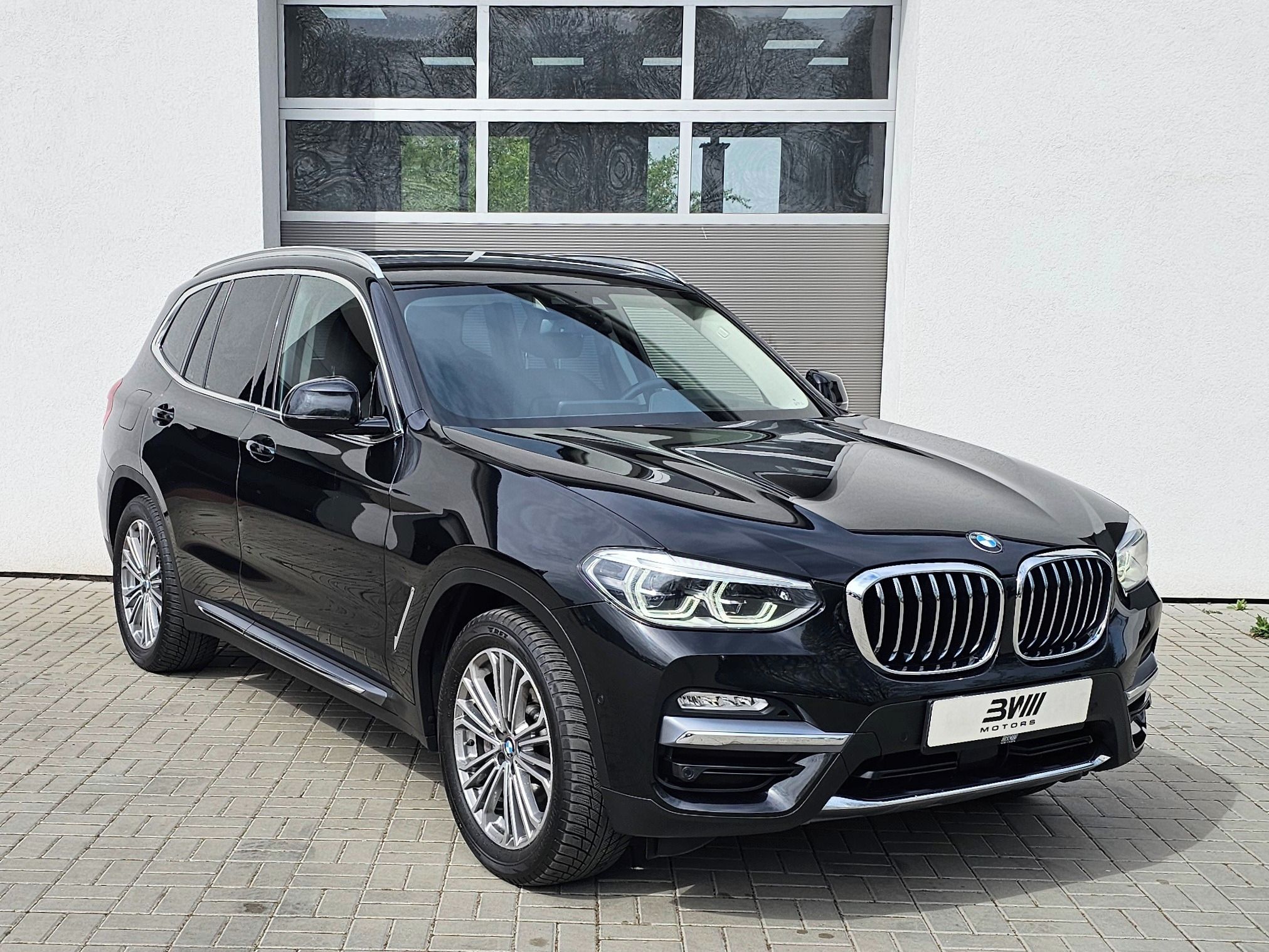 BMW X3, xDrive30i - fotka 3