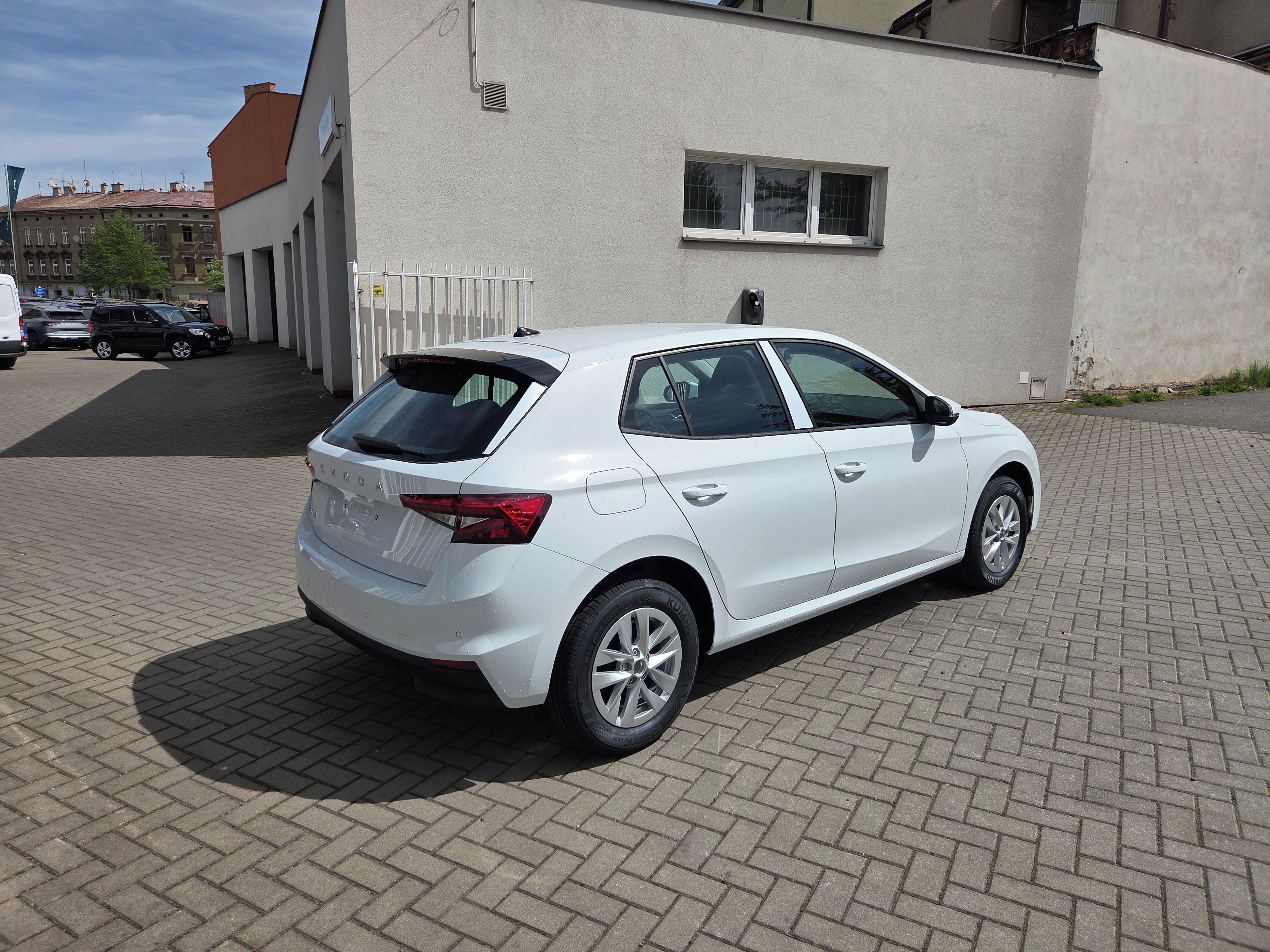 Škoda Fabia, Classic 1,0MPI 59kw 5st. man - fotka 3