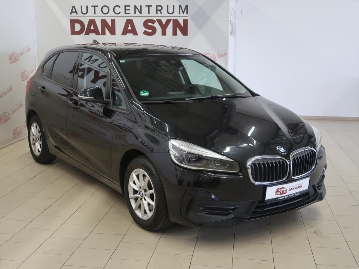 BMW Řada 2, 1,5 218i serv. historie, TOP - fotka 3