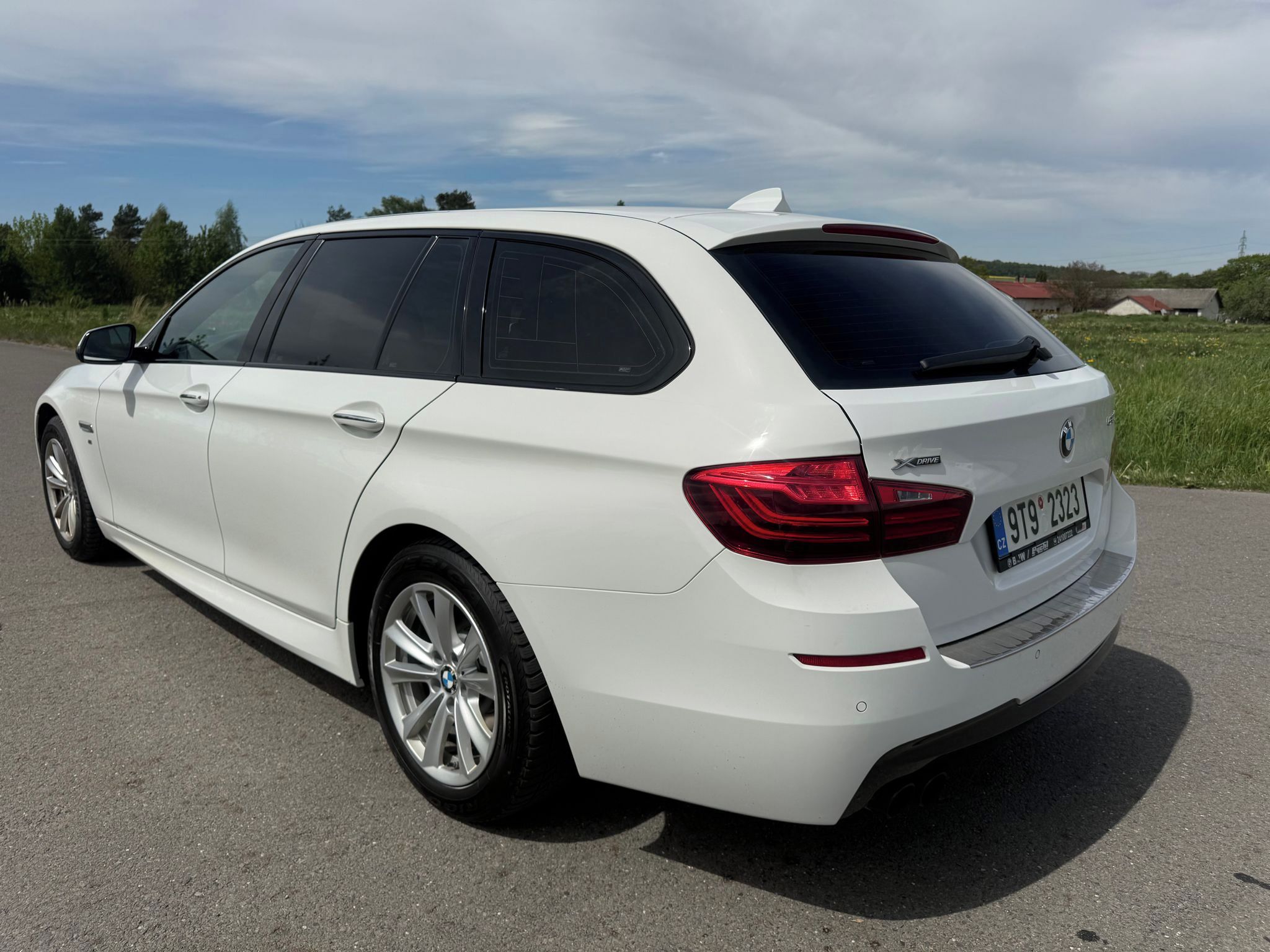 BMW Řada 5 - fotka 3
