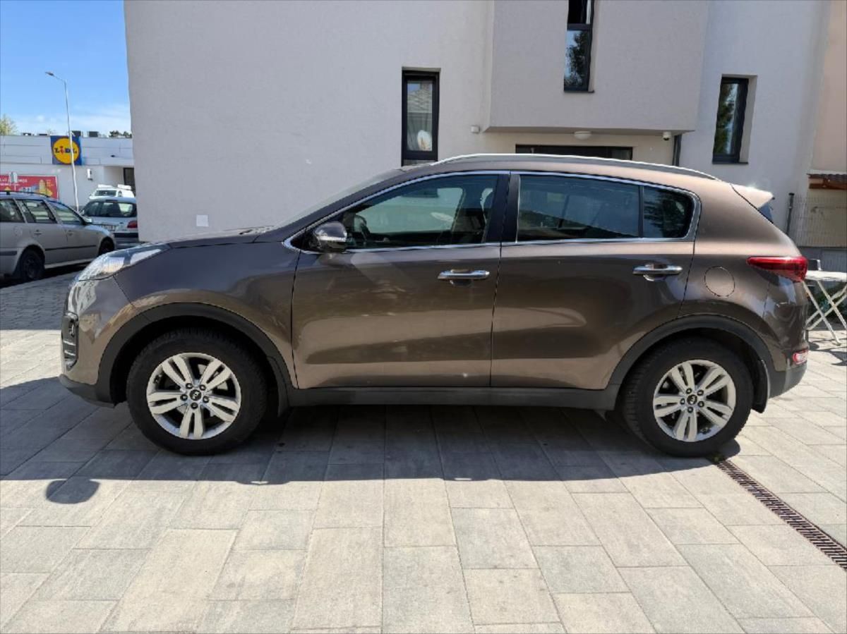 Kia Sportage, 1,7 - fotka 3