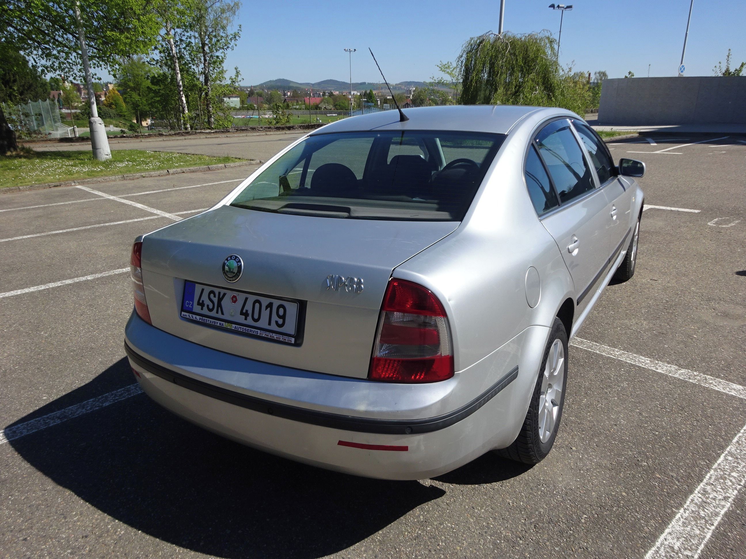 Škoda Superb, 1.9 TDI (96 KW) KLIMATRONIC - fotka 4