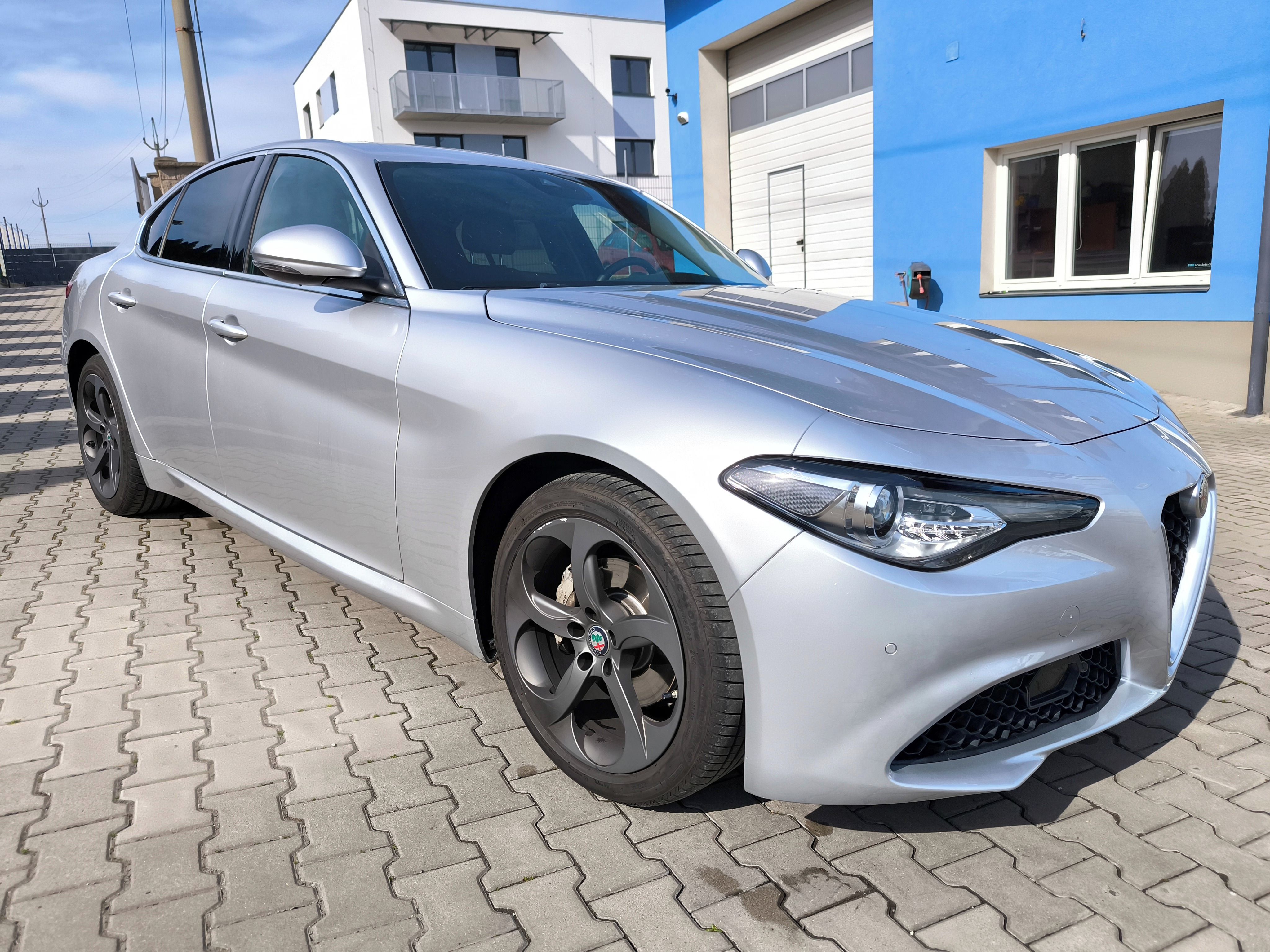 Alfa Romeo Giulia, 2.0 Turbo Super - fotka 3