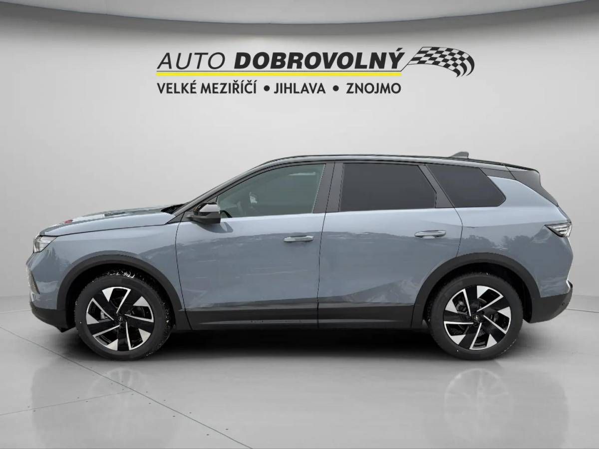 Opel Grandland, GS Hybrid 1.2 TURBO (107kW/145 - fotka 3