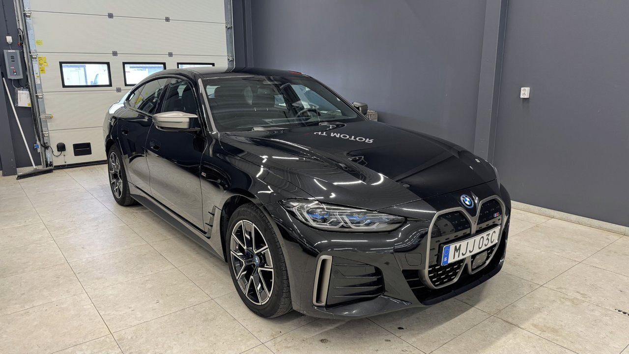BMW i4, M50 xDrive M-Sport H/K HuD Las - fotka 2