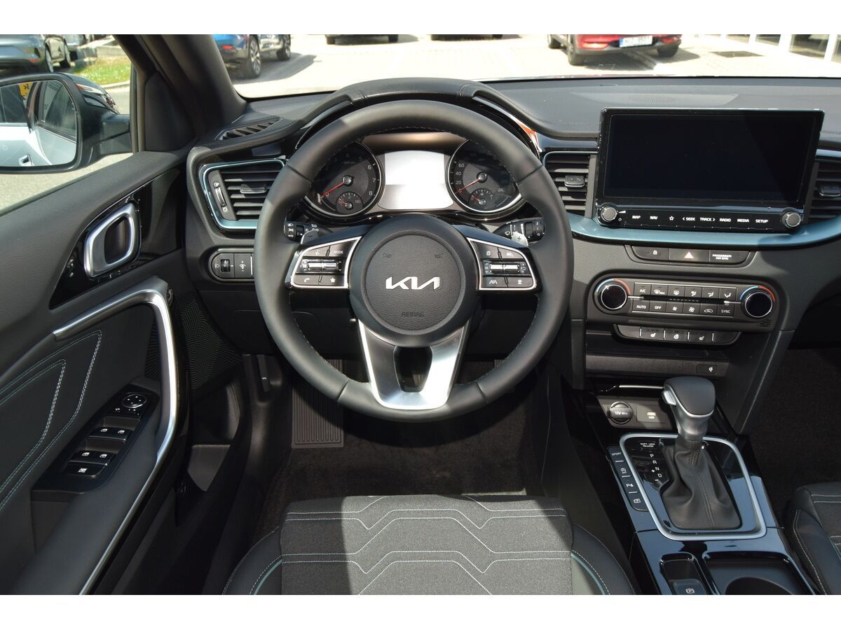 Kia XCee´d, 1,6 T-GDi 7DCT STEEL EDITION - fotka 6