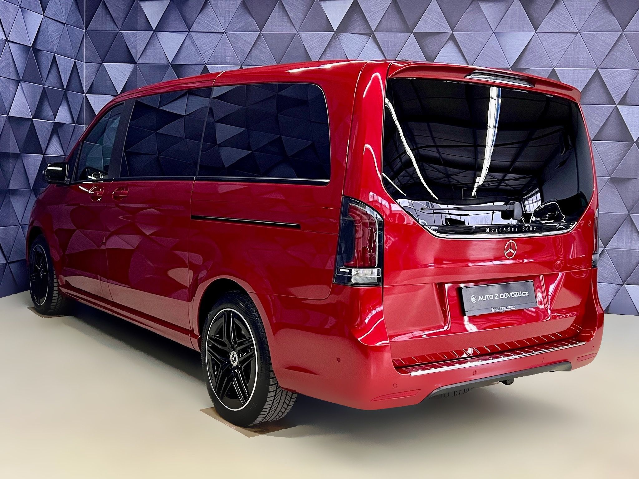 Mercedes-Benz Třídy V, V300 4MATIC AMG EXCLUSIVE LONG - fotka 4