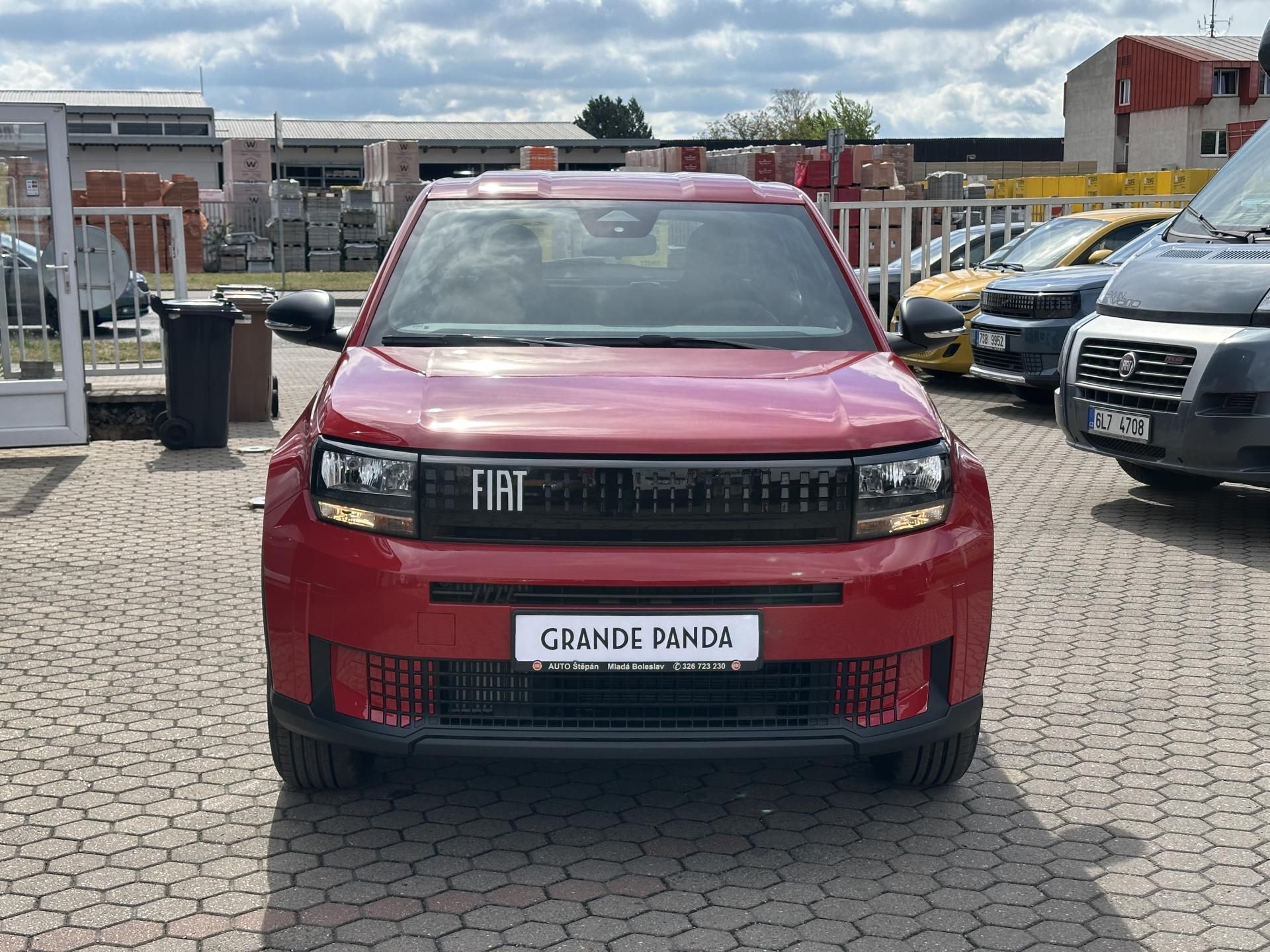Fiat Grande Panda, Pop 1,2T Hybrid 110k Automat - fotka 2
