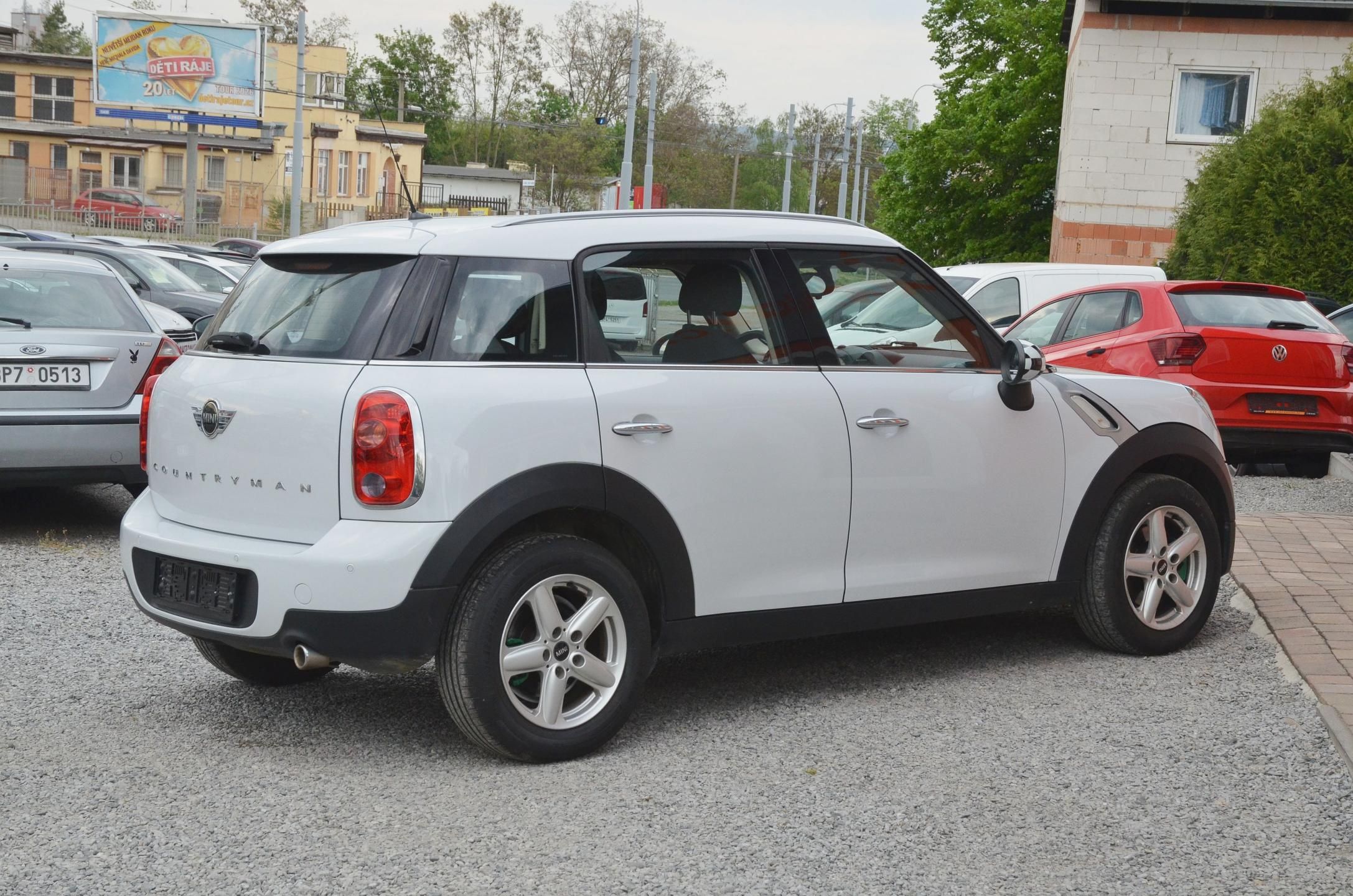 Mini Countryman, 1.6D 66kW / STK 03/2028 - fotka 6