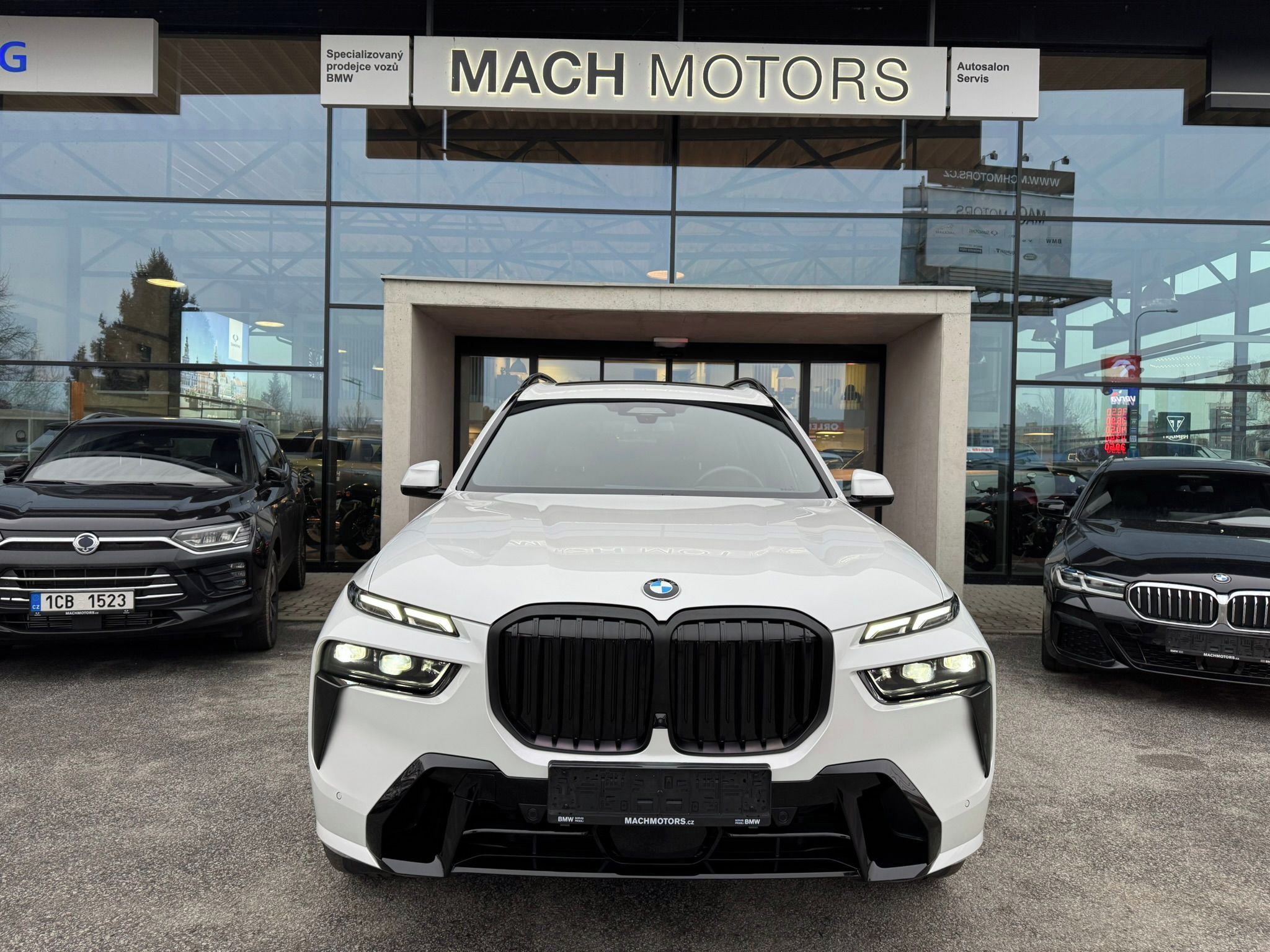 BMW X7, 40xd Nezávislé T., N.Náprava - fotka 3