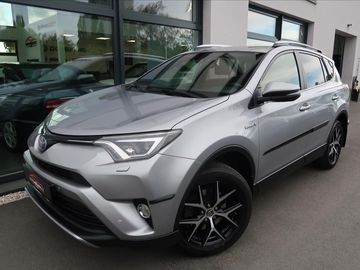 2,5 Hybrid,145kW,1majČR,serv.k