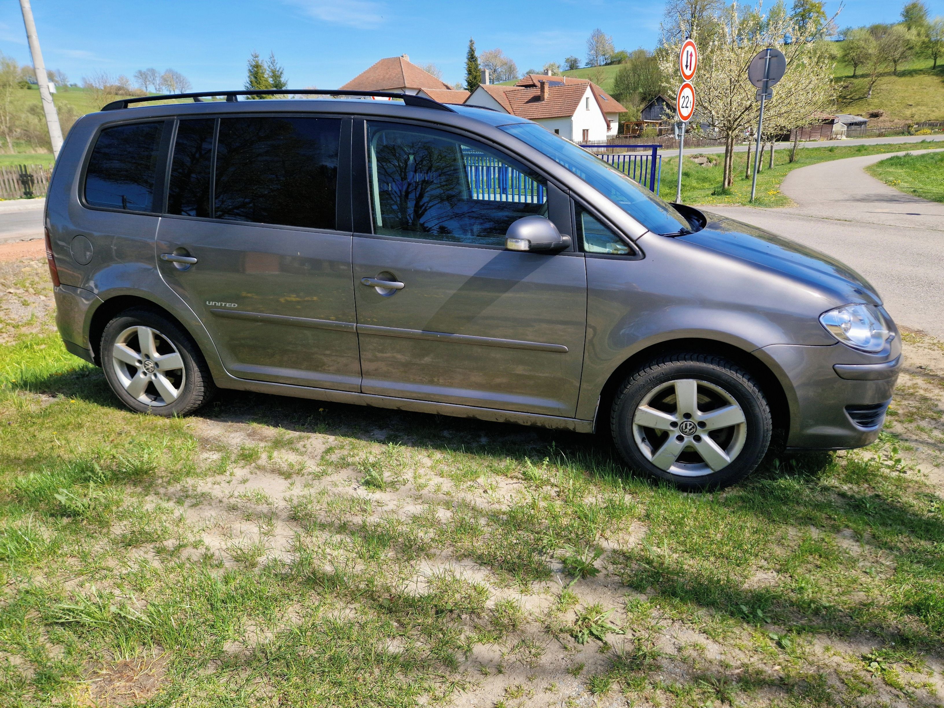 Volkswagen Touran, 1.9 TDI  bez DPF - fotka 6