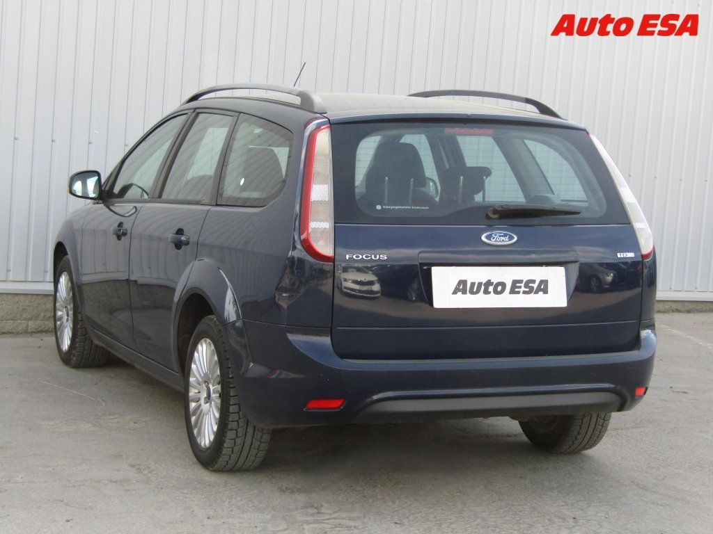 Ford Focus, 2.0 TDCi - fotka 6