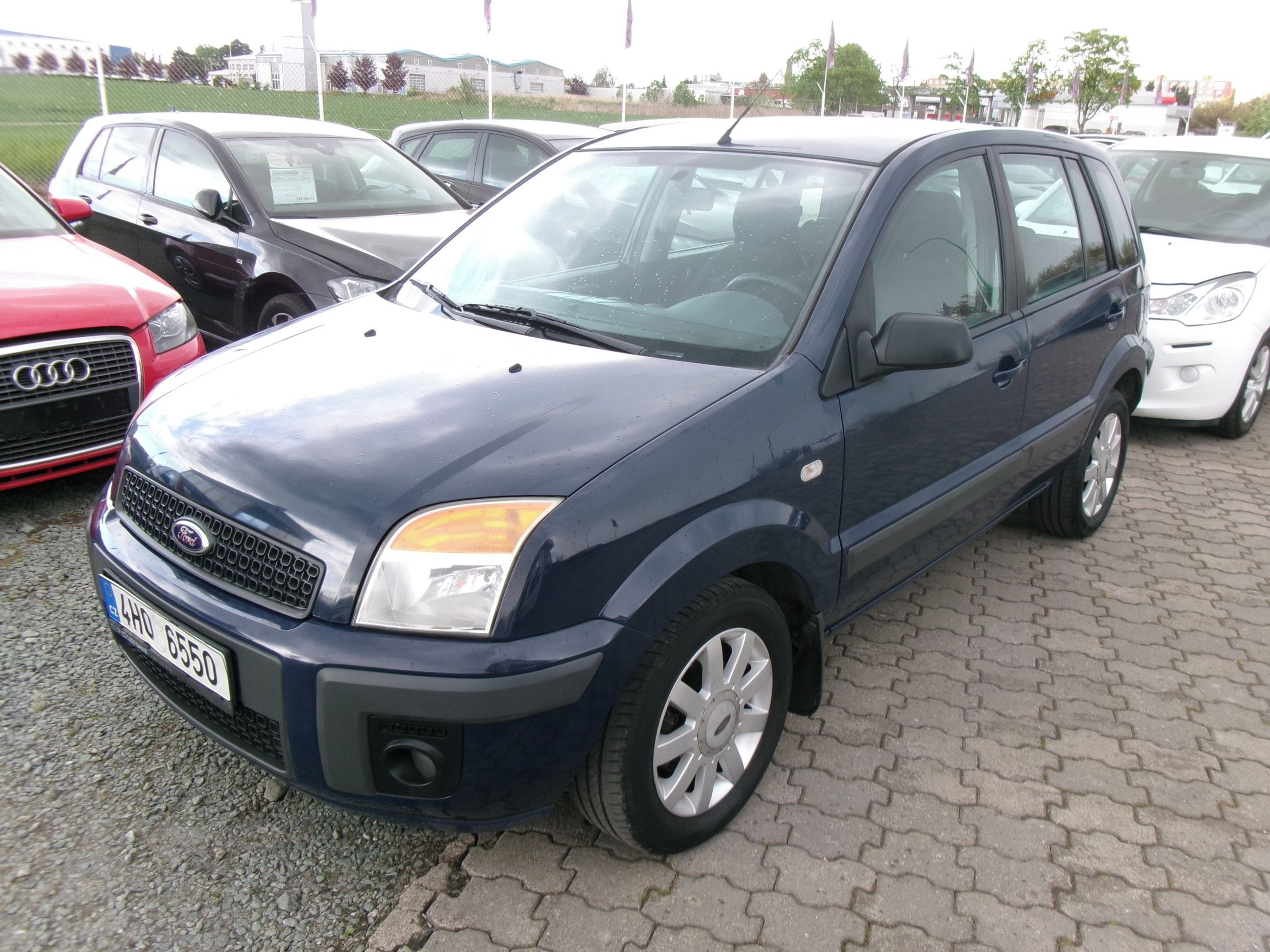 Ford Fusion, 1.4i 1.maj.CZ,2x kola - fotka 3
