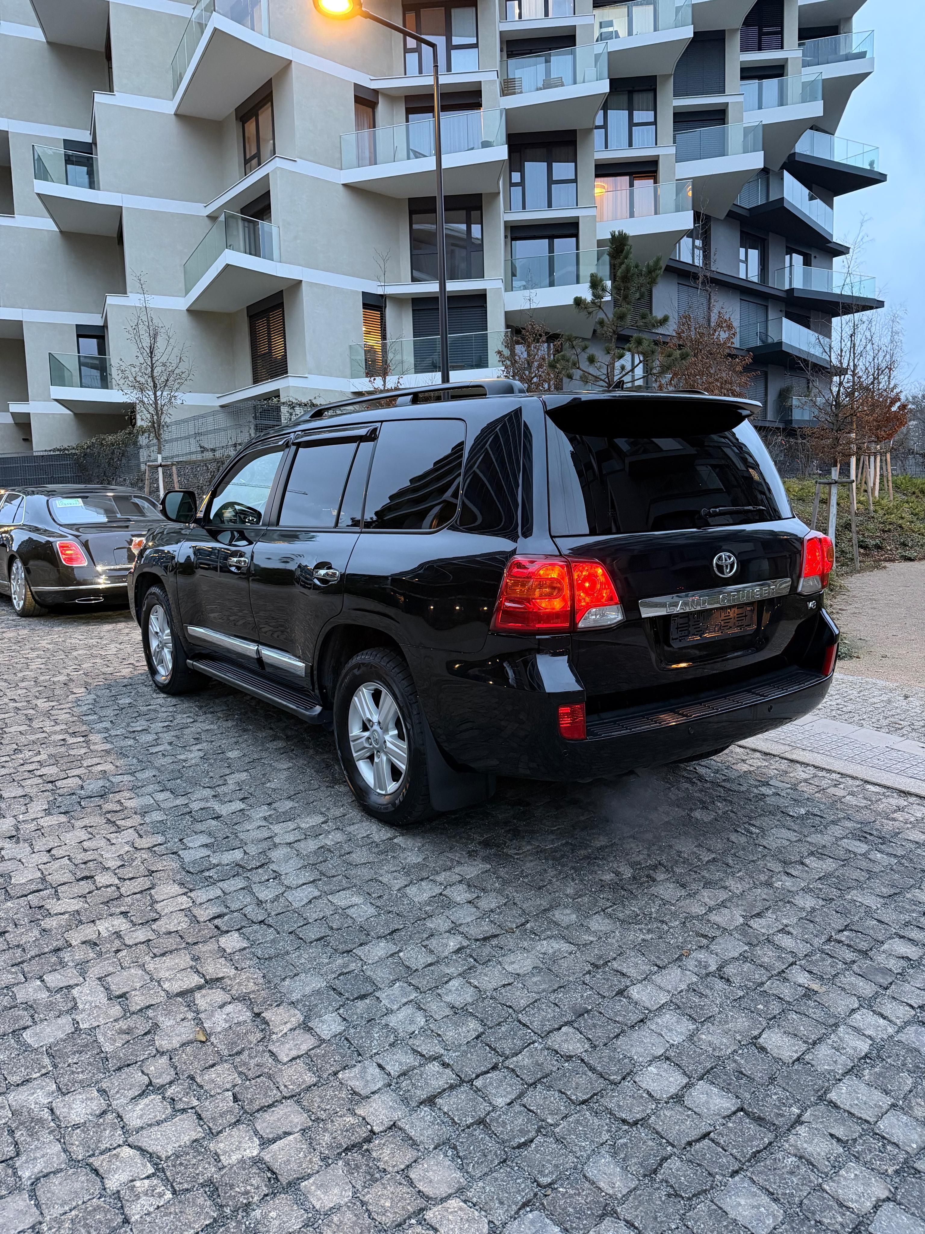Toyota Land Cruiser, 200 4.5 TDI W8 - fotka 6