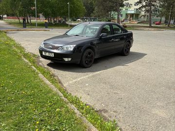 Ford Mondeo 2.5V6 LPG