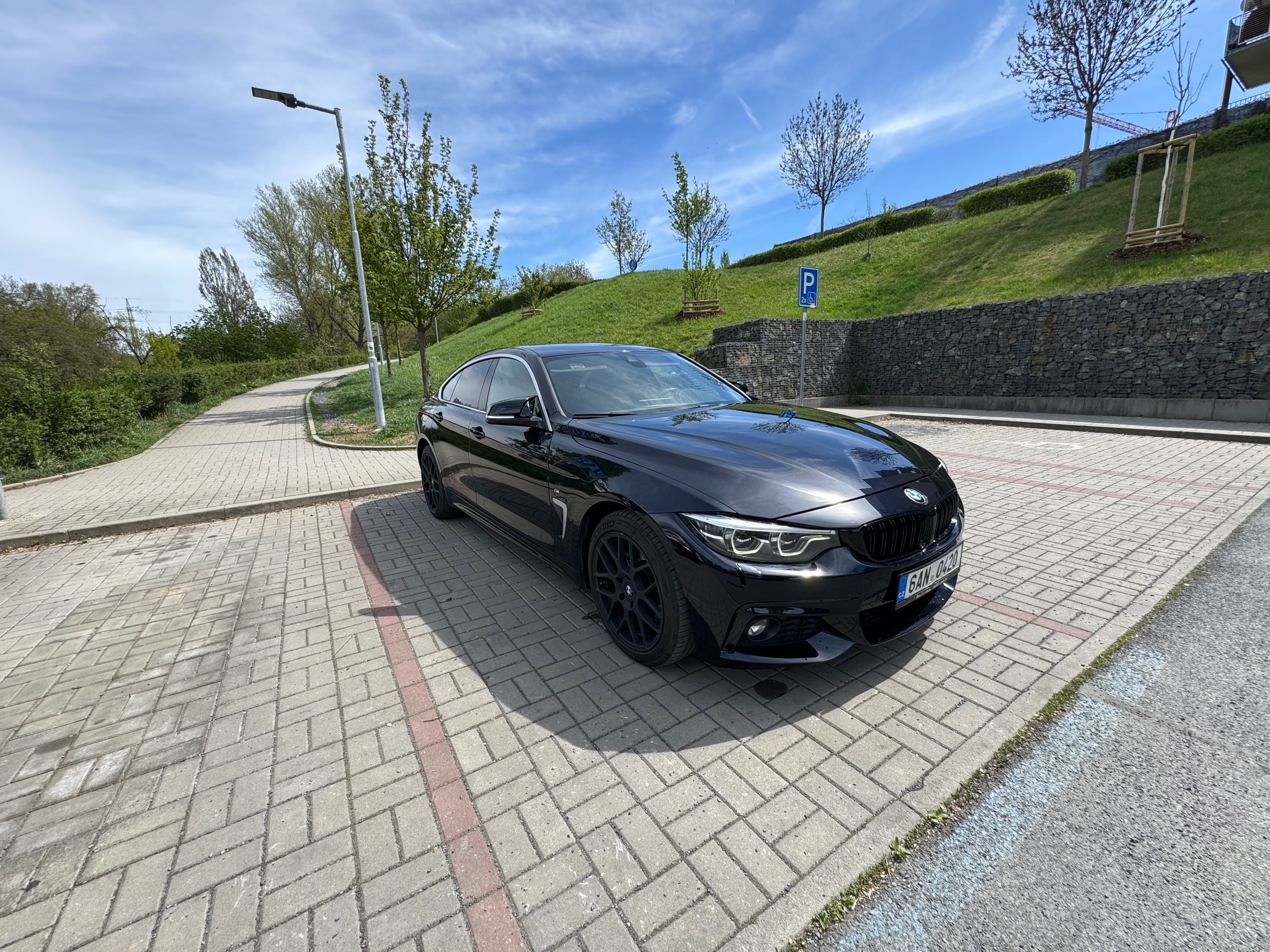 BMW Řada 4 - fotka 4