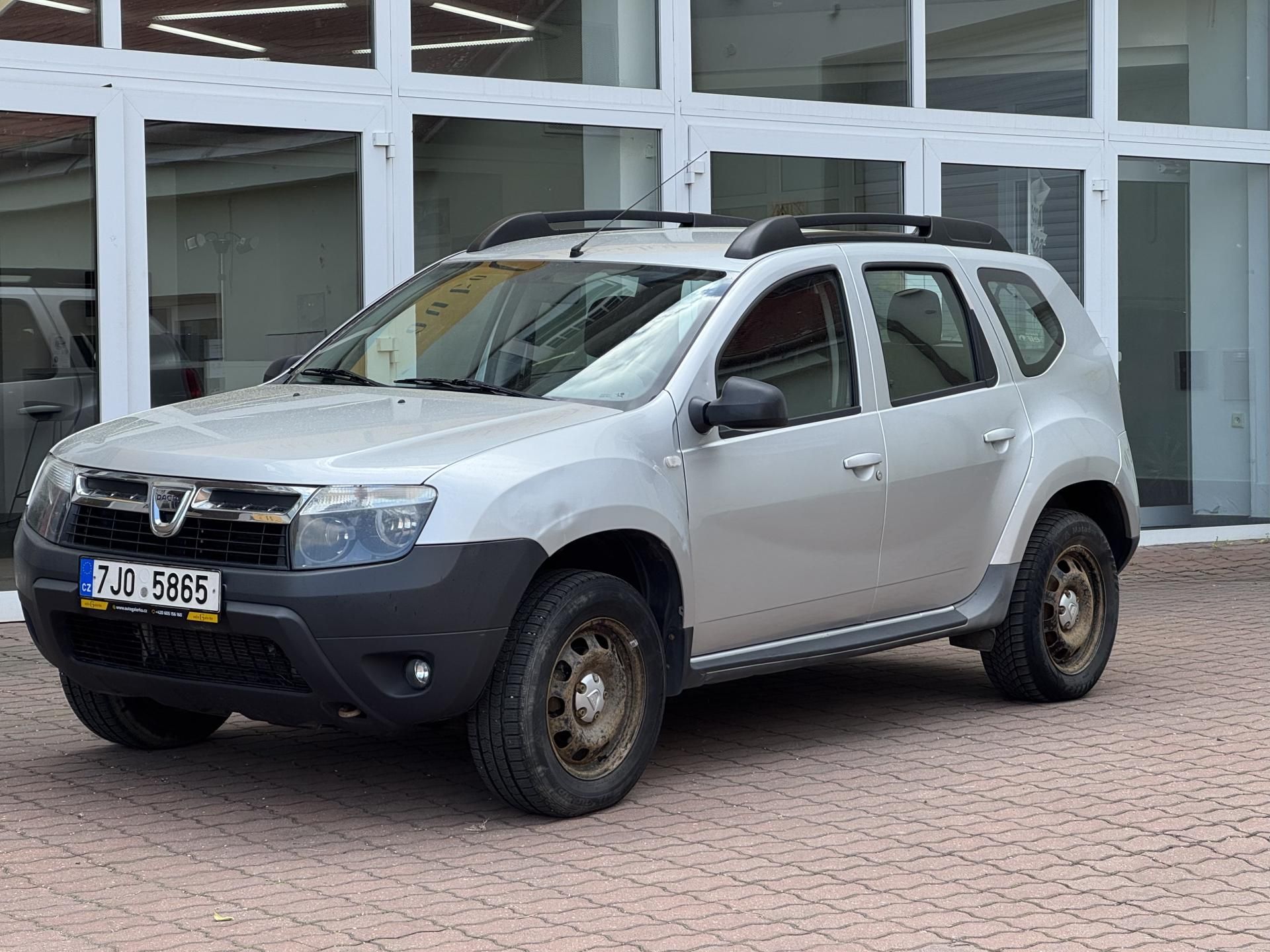Dacia Duster, 1.6i 77kW 4x4 - fotka 2