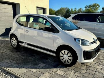 VW UP! 1,0MPI . 2017. BT