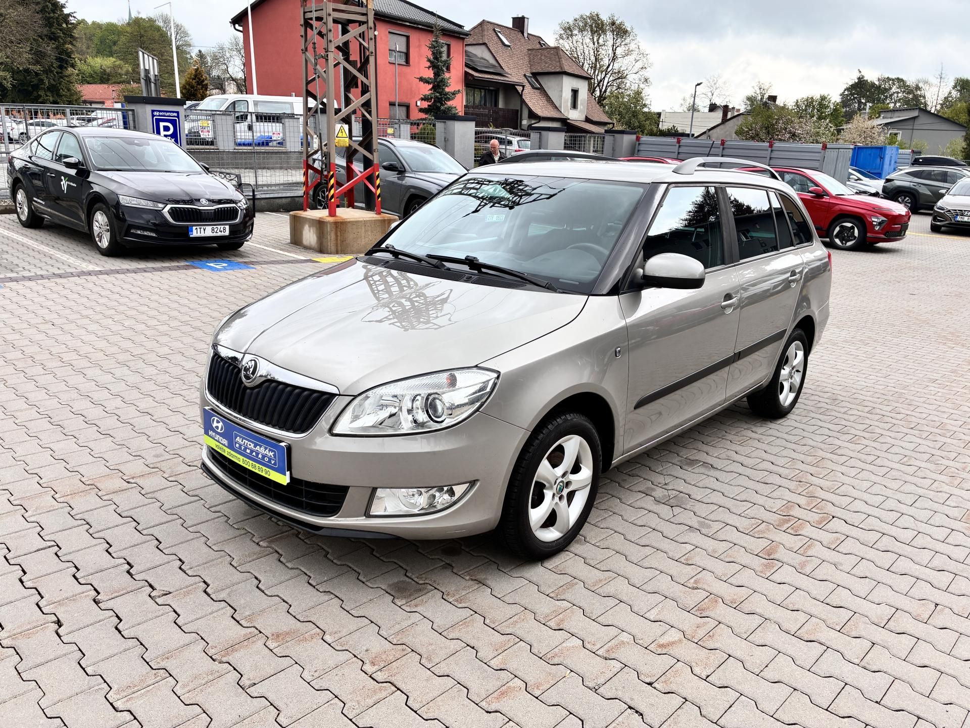 Škoda Fabia, 1.2TSI 62kW,digi.KLIMATIZACE - fotka 3