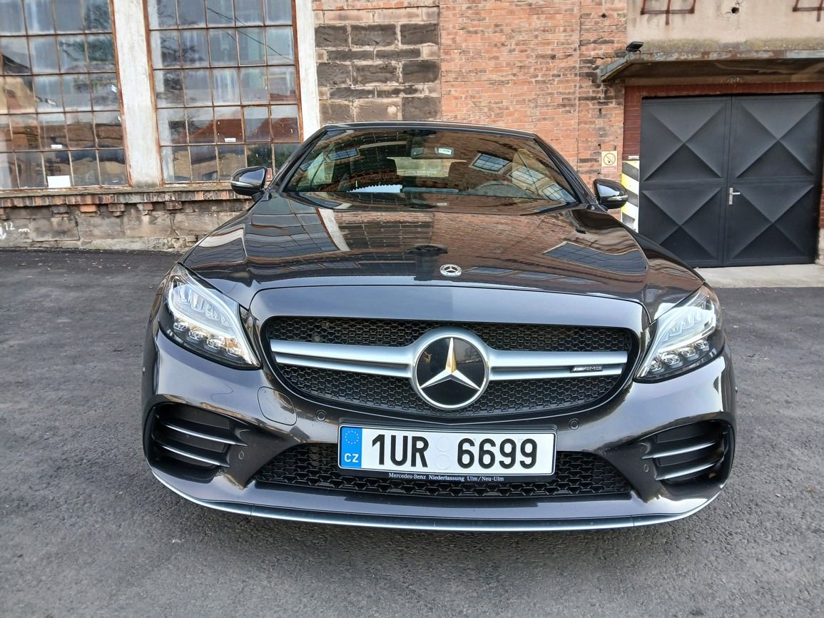 Mercedes-Benz Třídy C, C 43 AMG Biturbo 4Matic - fotka 2