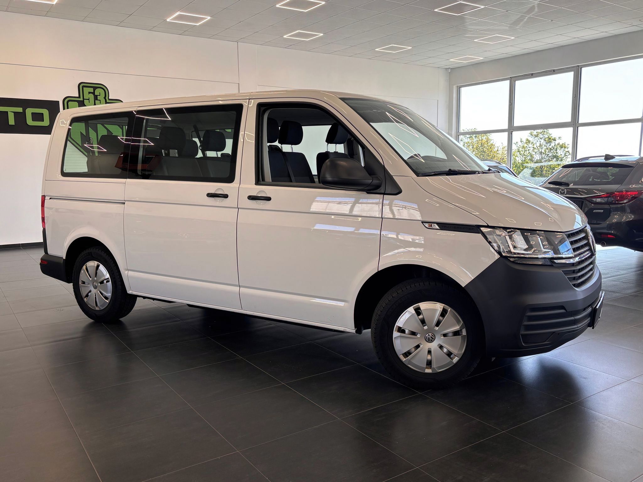 Volkswagen Transporter, 81 kW 89 tis.km 9 míst TOP - fotka 2