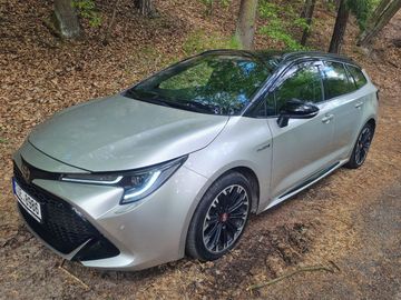 Touring GR Sports 1.8i hybrid
