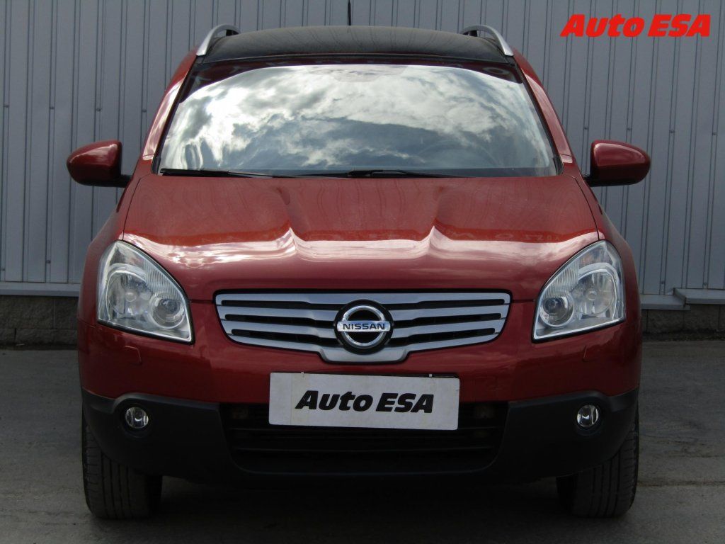 Nissan Qashqai, 2.0dci 4x4,7míst,ČR - fotka 2
