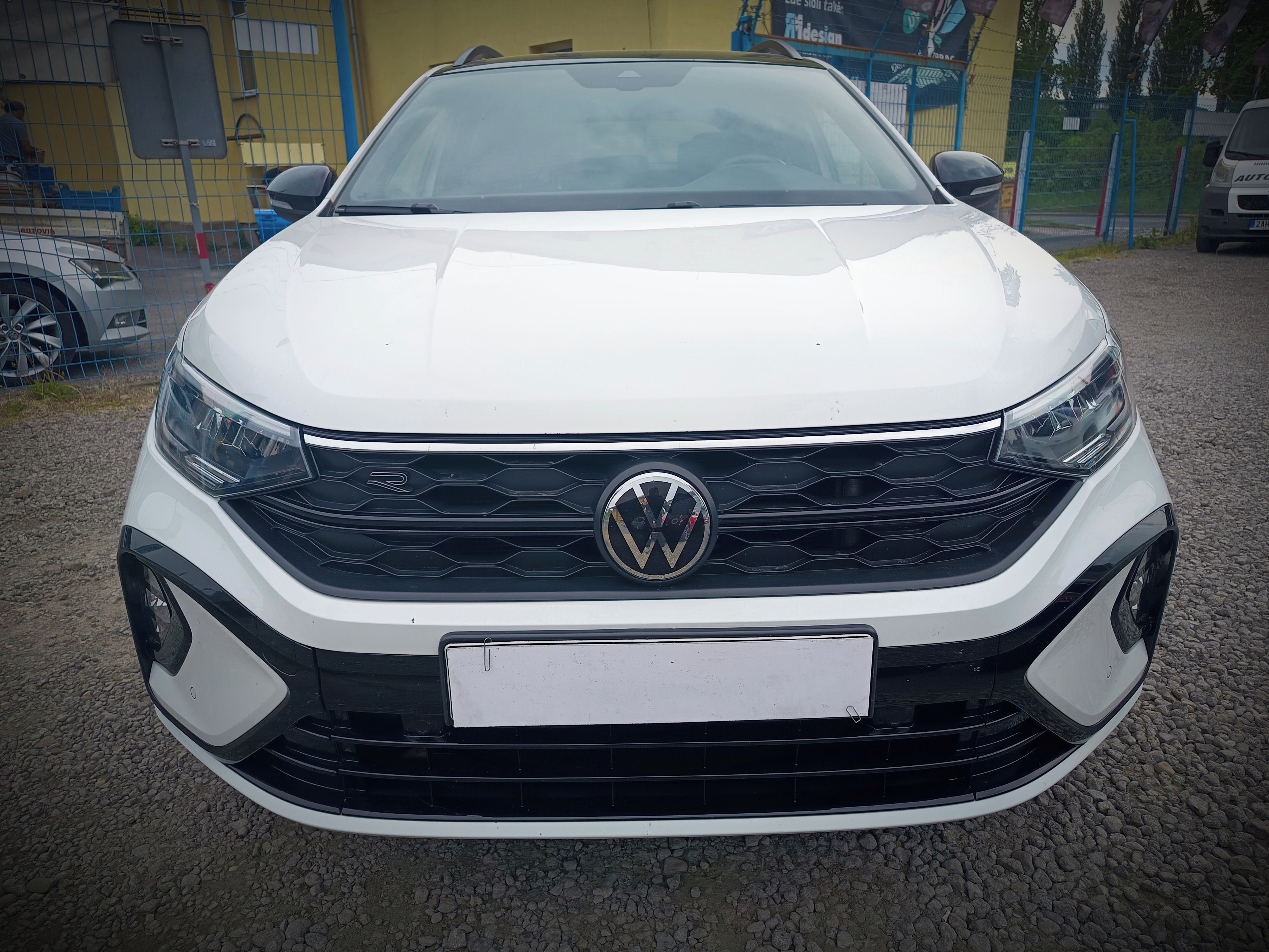 Volkswagen Taigo, 1,5TSI R-Line ČR 1 majitel DPH - fotka 2